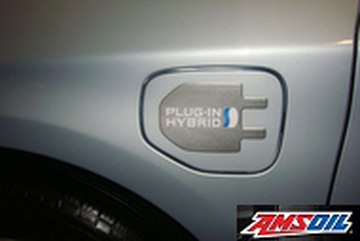 Motor oil designed for your 2014 Toyota PRIUS PLUG-IN